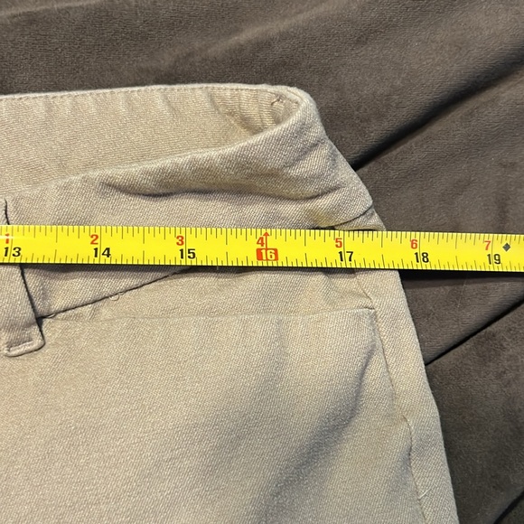 Old navy Pixie khaki pants 14 R - Picture 4 of 8